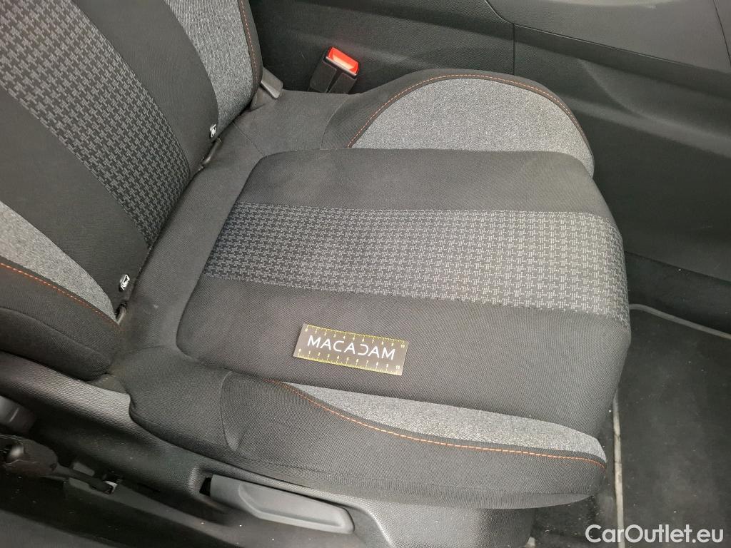  Peugeot  3008  Active Business 1.5 HDi 130CV BVA8 E6d #42