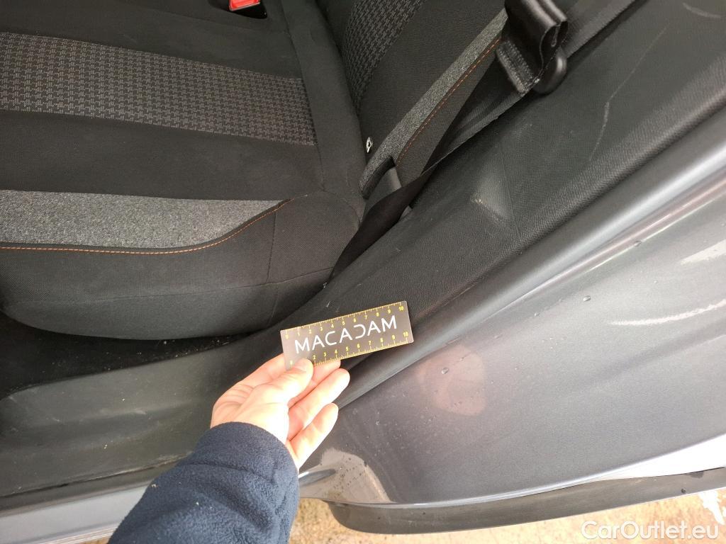  Peugeot  3008  Active Business 1.5 HDi 130CV BVA8 E6d #39