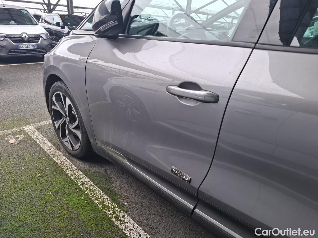  Renault  Grand Scenic RENAULT Grand Scénic / 2016 / 5P / monospace Business Intens TCe 140 FAP #36