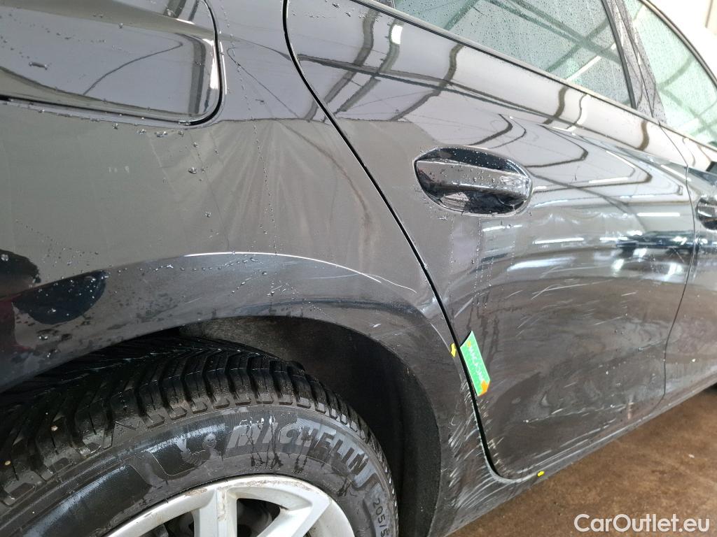  Seat  Leon SEAT  Sportstourer / 2020 / 5P / Break 1.0 eTSI 110 DSG S&S Style Business #3