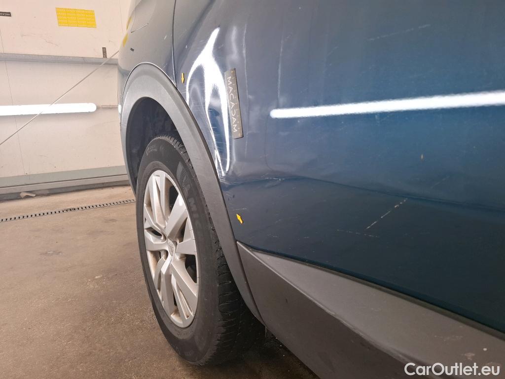  Peugeot  5008  Active Pack 1.5 HDi 130CV BVA8 7 Sieges E6d #4