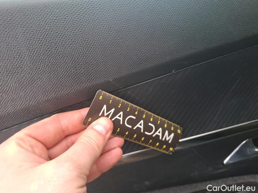  Peugeot  5008  Active Pack 1.5 HDi 130CV BVA8 7 Sieges E6d #44