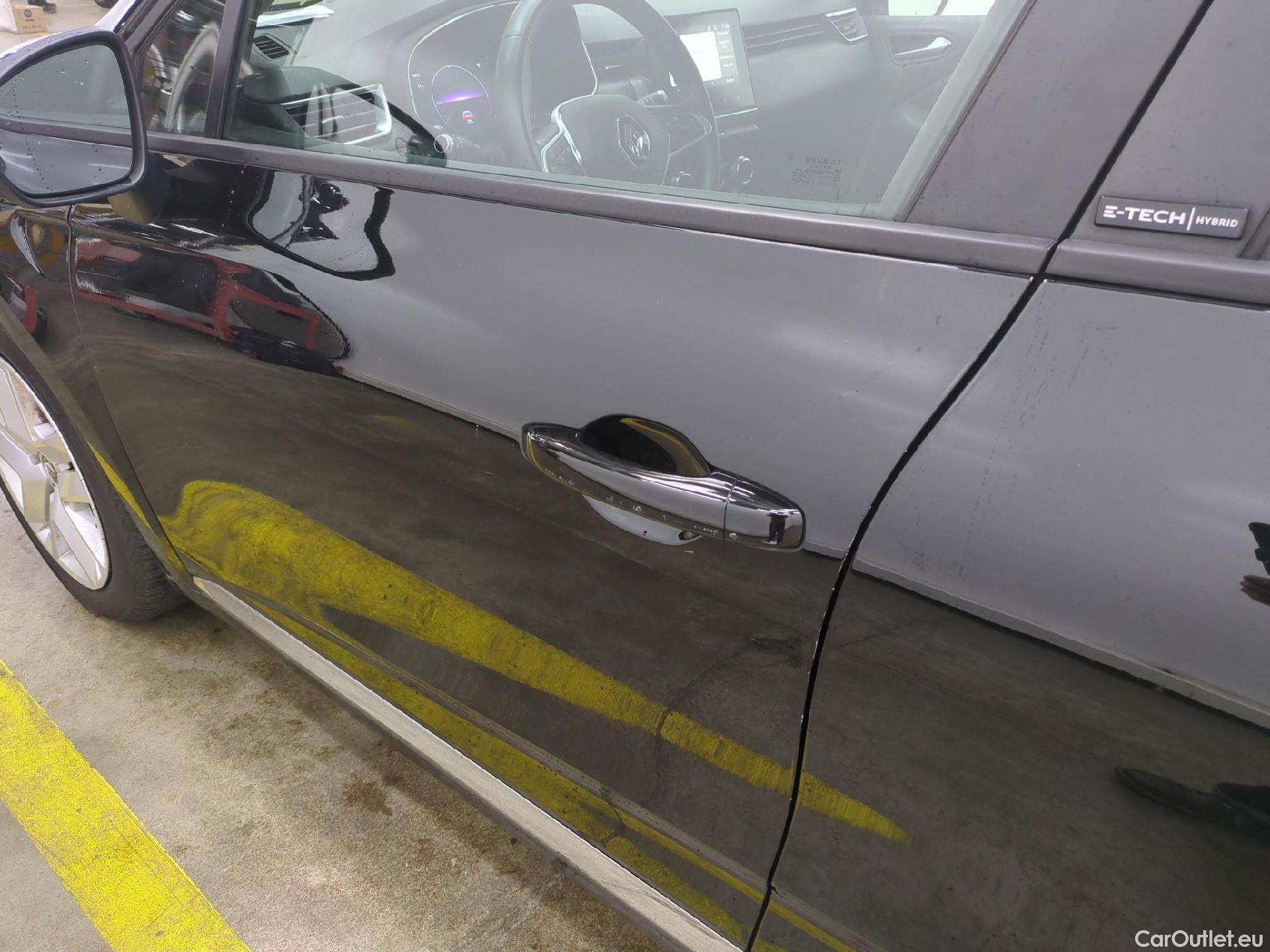  Renault  Clio  V Business 1.6 E-TECH Hybrid 140CV BVA6 E6d #9