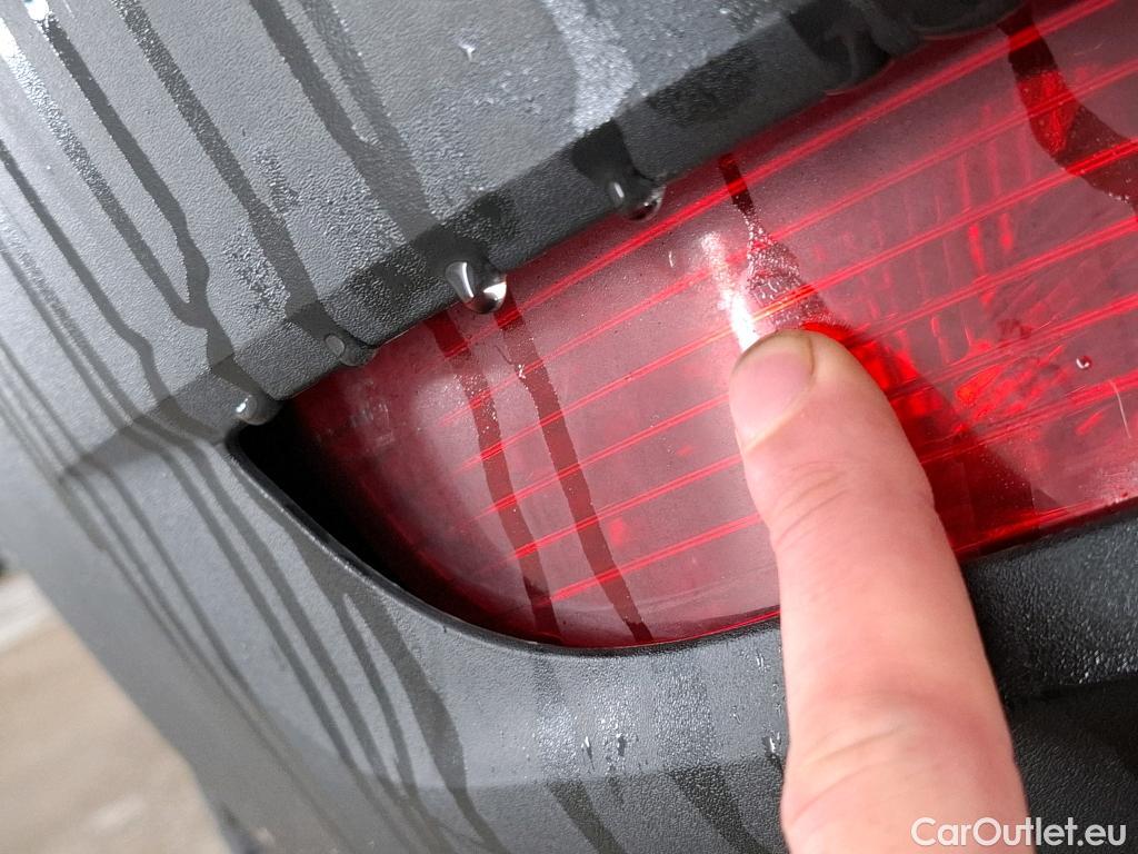  Peugeot  5008  Active Pack 1.5 HDi 130CV BVA8 7 Sieges E6d #4