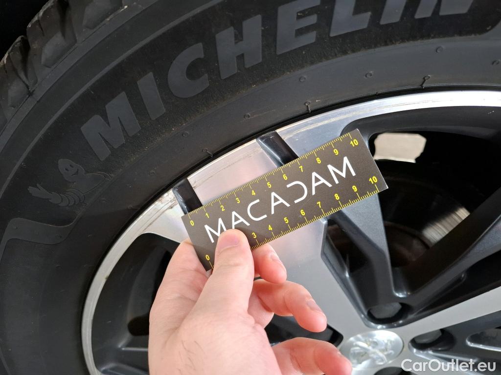  Peugeot  5008  GT Line 1.5 HDi 130CV BVA8 7 Sieges E6dT #10