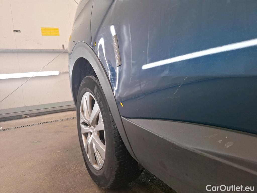  Peugeot  5008  Active Pack 1.5 HDi 130CV BVA8 7 Sieges E6d #5