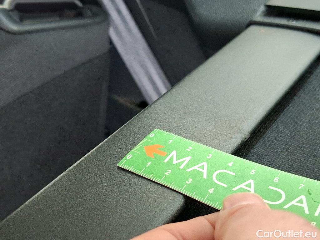  Peugeot  5008  Active Business 1.5 HDi 130CV BVA8 7 Sieges E6d #16