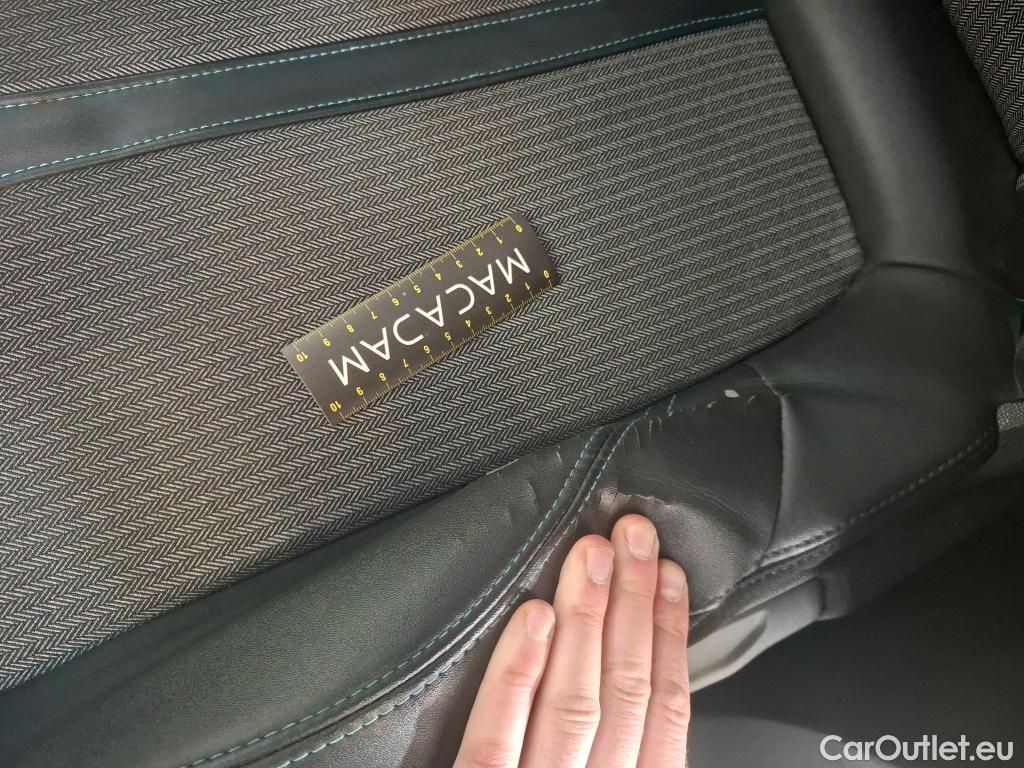  Peugeot  5008  Allure 1.5 HDi 130CV BVA8 7 Sieges E6d #9