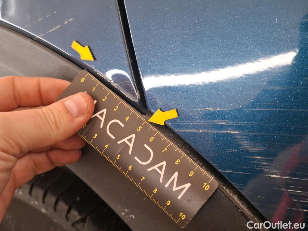  Peugeot  5008  Active Pack 1.5 HDi 130CV BVA8 7 Sieges E6d #12