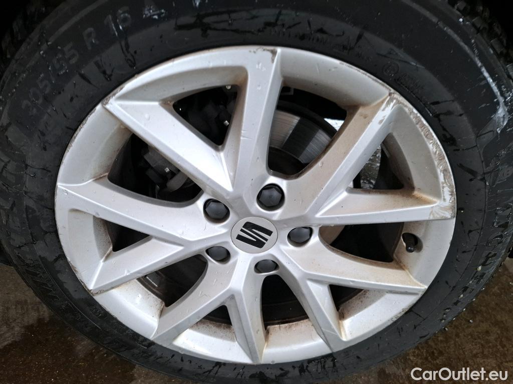  Seat  Leon SEAT  Sportstourer / 2020 / 5P / Break 1.0 eTSI 110 DSG S&S Style Business #21