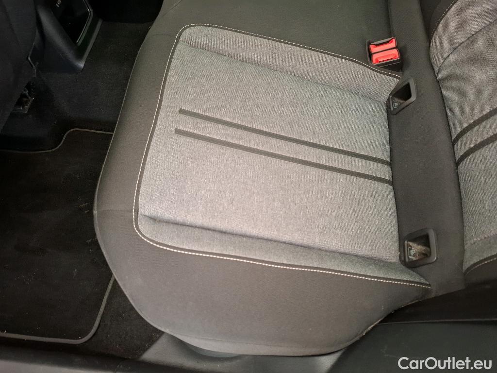  Seat  ATECA SEAT  / 2020 / 5P / SUV 2.0 TDI 150 DSG7 S&S Style Business #30