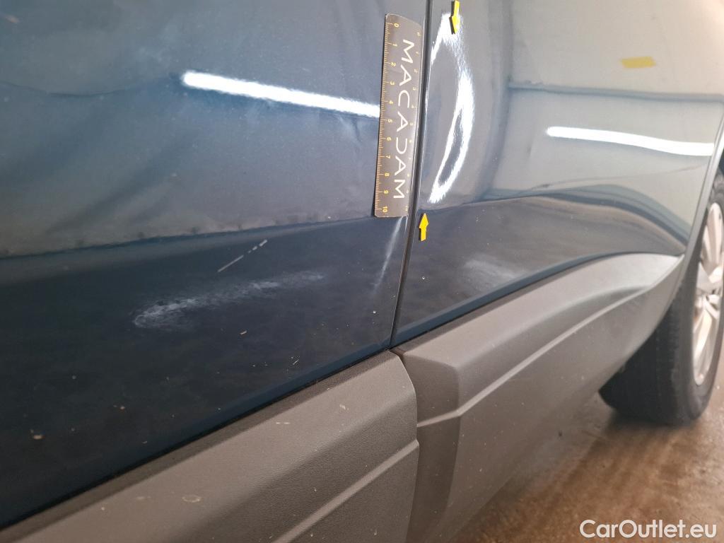  Peugeot  5008  Active Pack 1.5 HDi 130CV BVA8 7 Sieges E6d #16