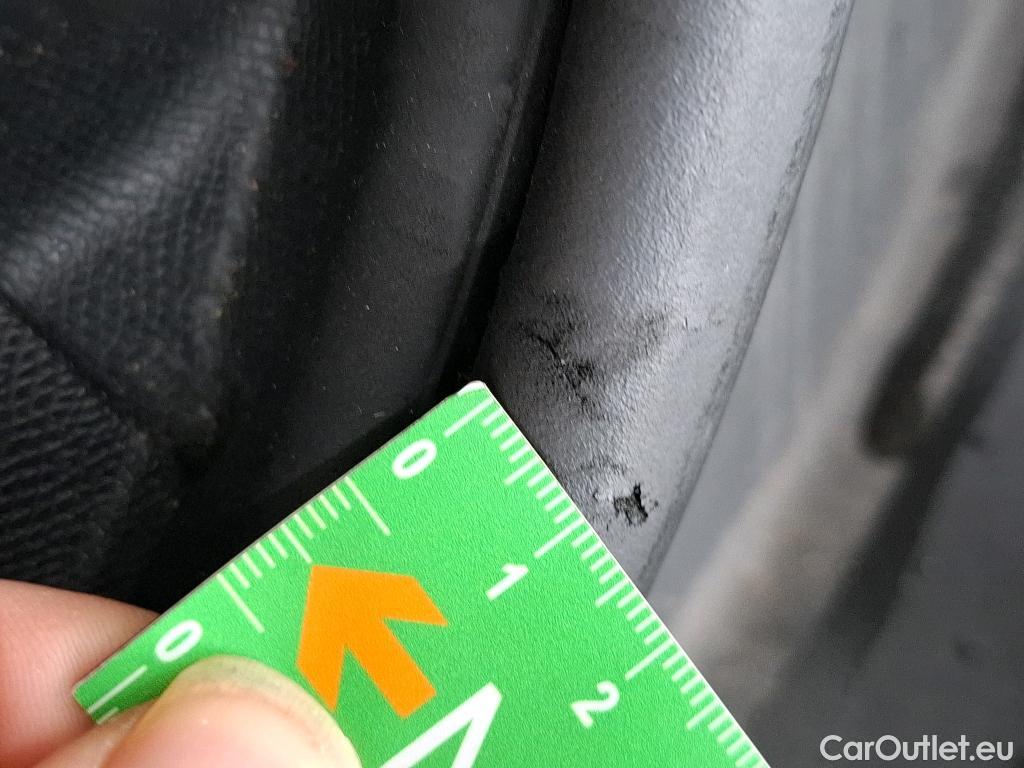  Peugeot  5008  Active Business 1.5 HDi 130CV BVA8 7 Sieges E6d #8