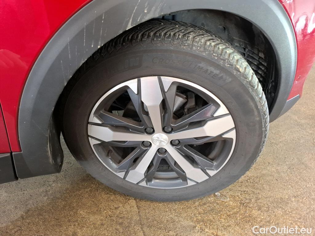  Peugeot  5008  GT Line 1.5 HDi 130CV BVA8 7 Sieges E6dT #15