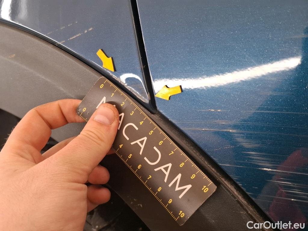  Peugeot  5008  Active Pack 1.5 HDi 130CV BVA8 7 Sieges E6d #11