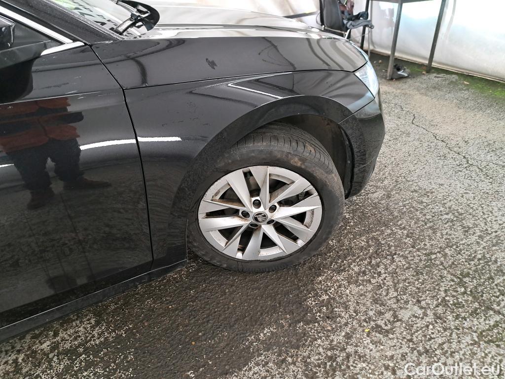  Skoda  Octavia  Break Style 2.0 TDI 150CV BVA7 E6d #24