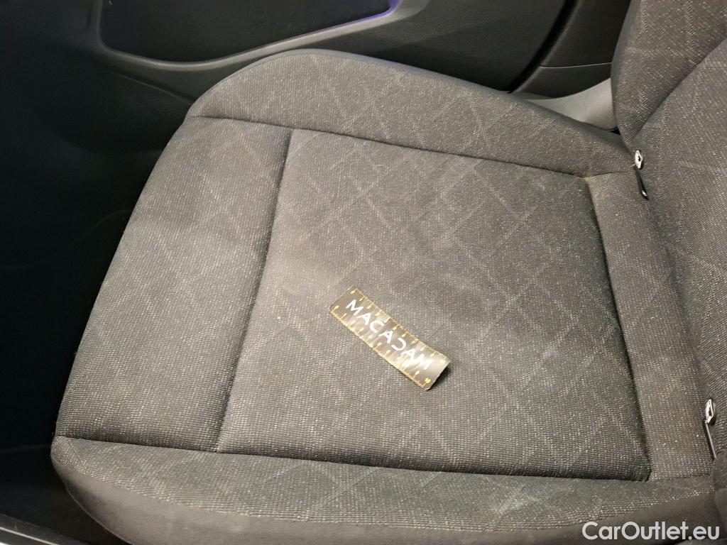  Volkswagen  Golf  VOLKSWAGEN SW / 2020 / 5P / Break 2.0 TDI SCR 115 DSG7 Life Business #27