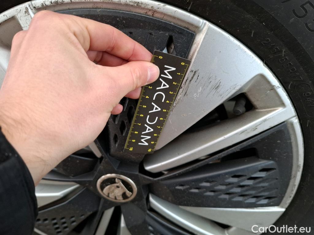  Skoda  Karoq SKODA  / 2017 / 5P / SUV 2.0 TDI 116ch DSG7 Ambition #19