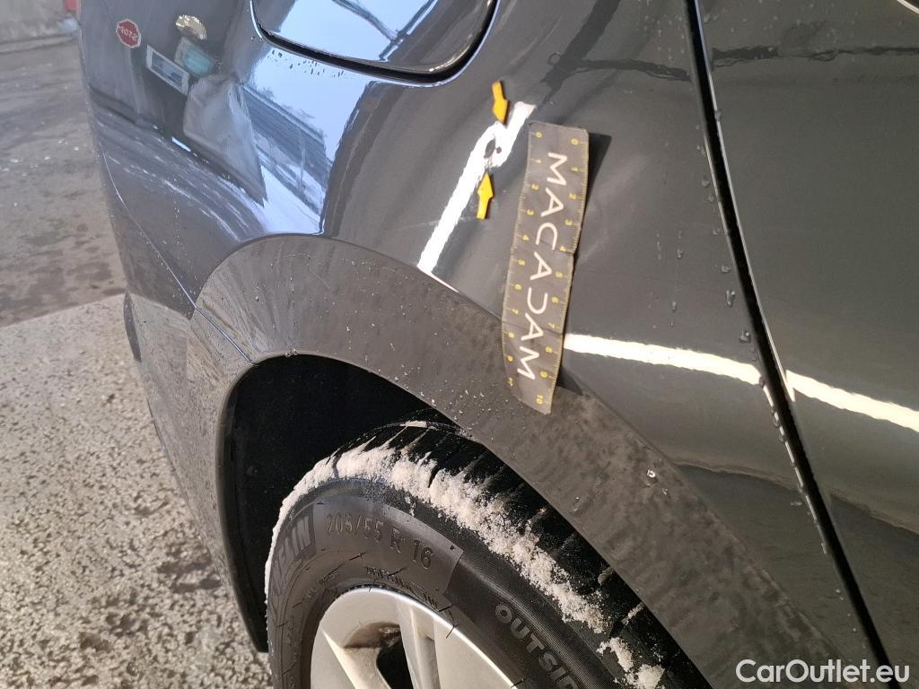  Volkswagen  Golf  VOLKSWAGEN SW / 2020 / 5P / Break 2.0 TDI SCR 115 DSG7 Life Business #24