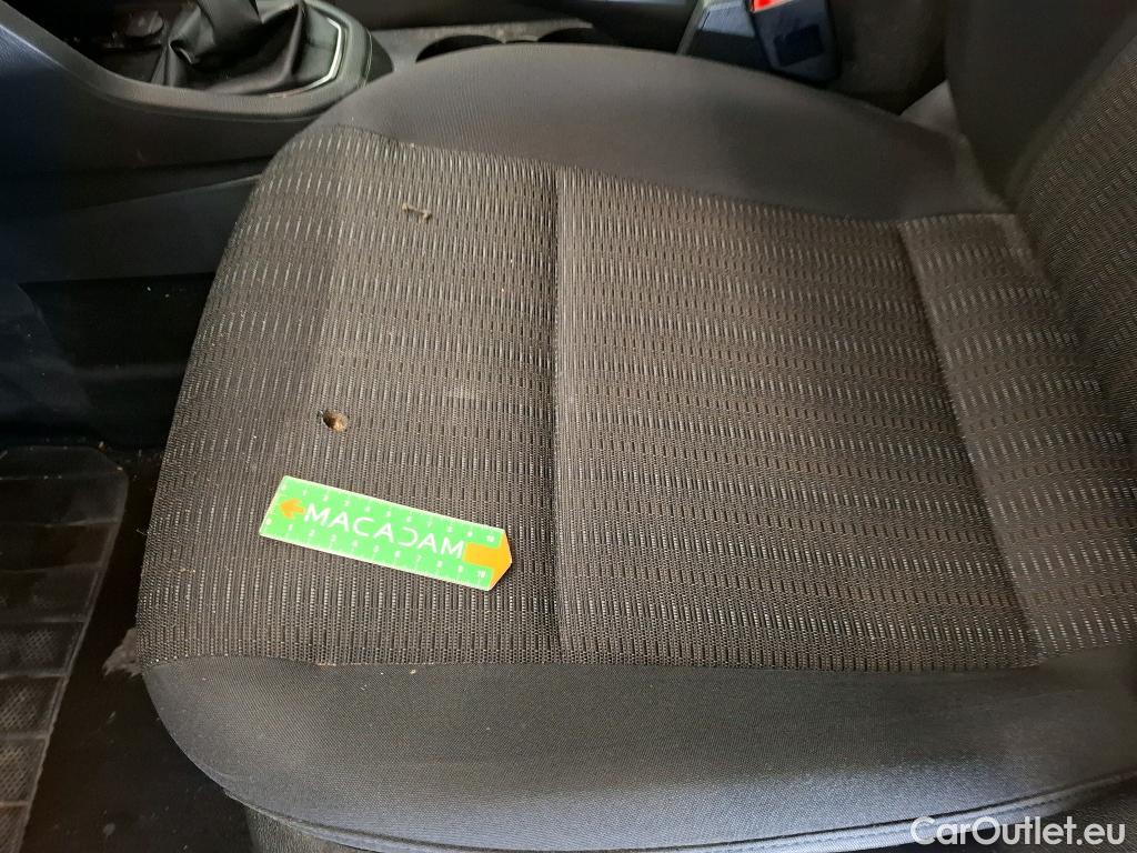  Volkswagen  Caddy  PKW Maxi Comfortline BMT 2.0 TDI 100CV BVM5 7 Sieges E6 #4