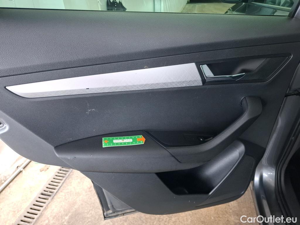  Skoda  Karoq SKODA  / 2022 / 5P / SUV 1.5 TSI 150ch ACT DSG7 Business #1