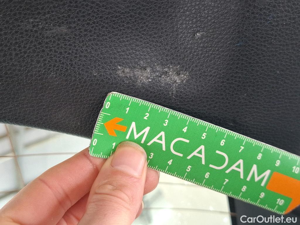  Toyota  Corolla TOYOTA  / 2018 / 5P / Berline Hybride 122h Dynamic Business Stage Acad #9