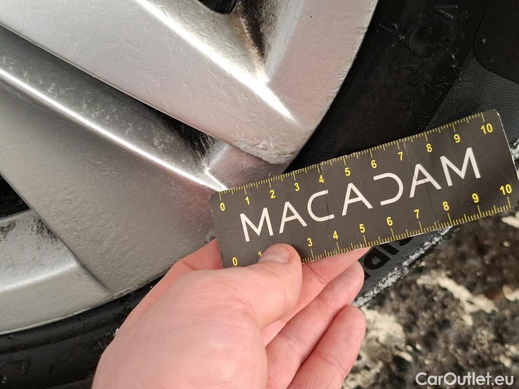  Volkswagen  Golf  VOLKSWAGEN SW / 2020 / 5P / Break 2.0 TDI SCR 115 DSG7 Life Business #16