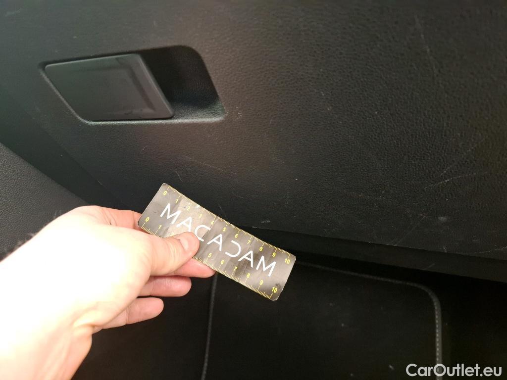  Volkswagen  Golf  VOLKSWAGEN SW / 2020 / 5P / Break 2.0 TDI SCR 115 DSG7 Life Business #8