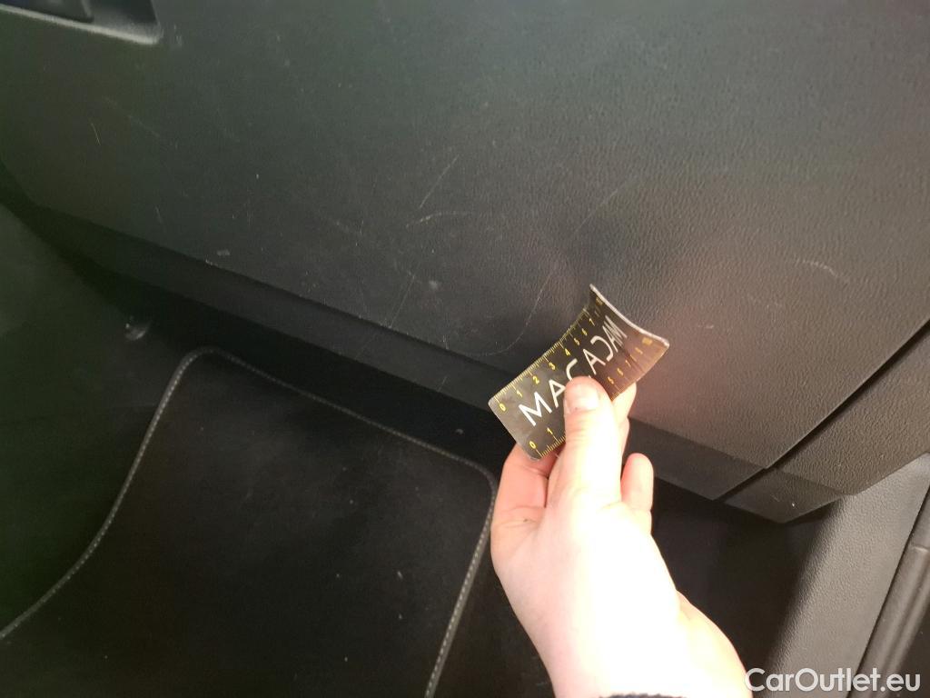  Volkswagen  Golf  VOLKSWAGEN SW / 2020 / 5P / Break 2.0 TDI SCR 115 DSG7 Life Business #5