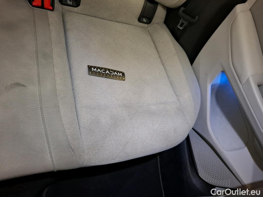  Volkswagen  Golf  VOLKSWAGEN / 2020 / 5P / Berline 1.5 eTSI OPF 150 DSG7 Life Busi 1st #25