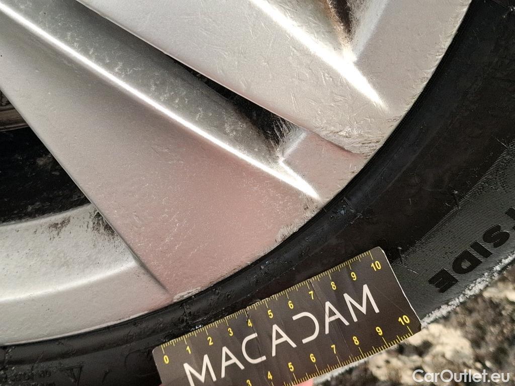  Volkswagen  Golf  VOLKSWAGEN SW / 2020 / 5P / Break 2.0 TDI SCR 115 DSG7 Life Business #15