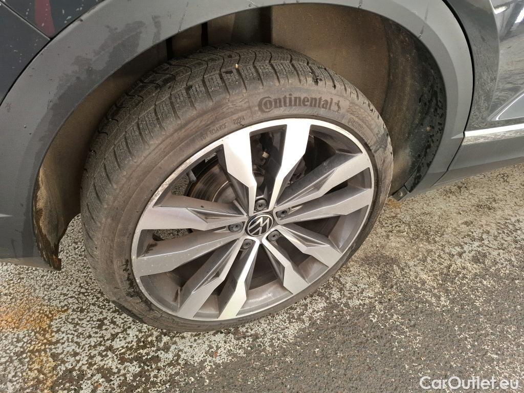  Volkswagen  T-ROC VOLKSWAGEN  / 2017 / 5P / SUV 2.0 TDI 150 CARAT DSG7 #1