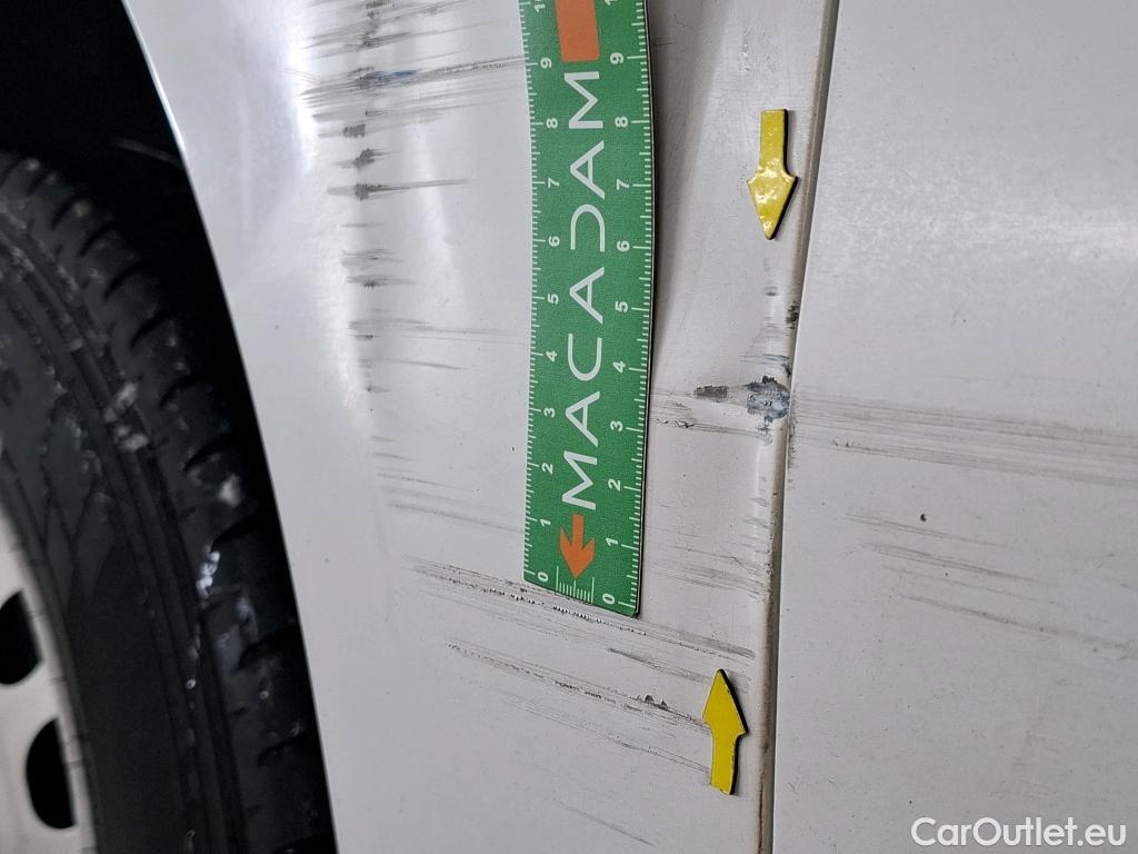  Citroen  Jumpy  Fourgon Business M (L2) 2.0 BlueHDi 120CV BVM6 E6 #16