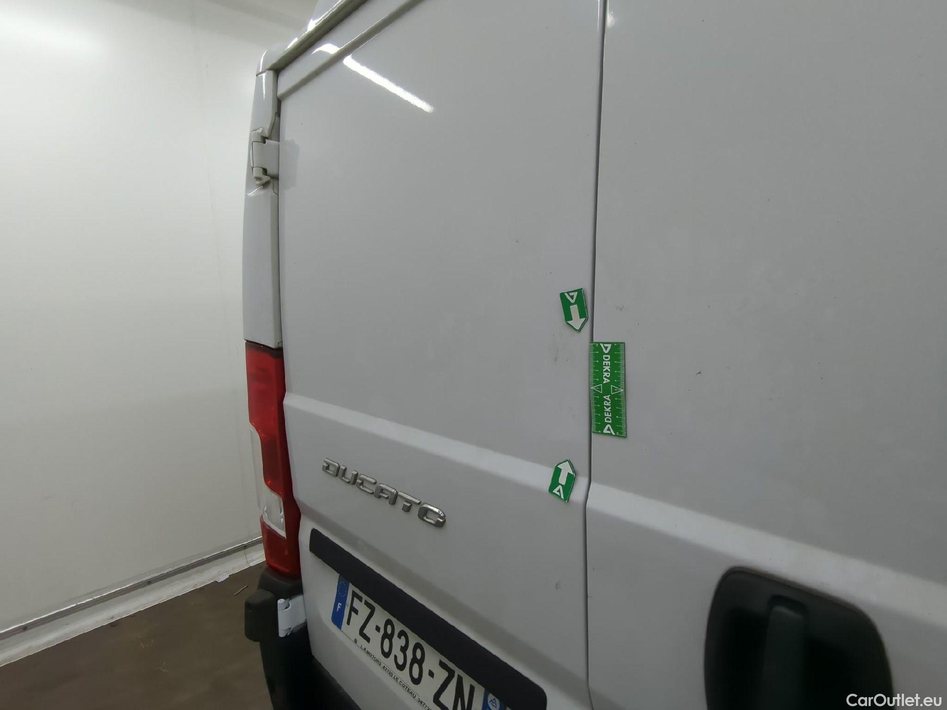  Fiat  Ducato FIAT  / 2014 / 4P / Fourgon tôlé 2.3 Multijet 120 3.0 C H1 Business #16