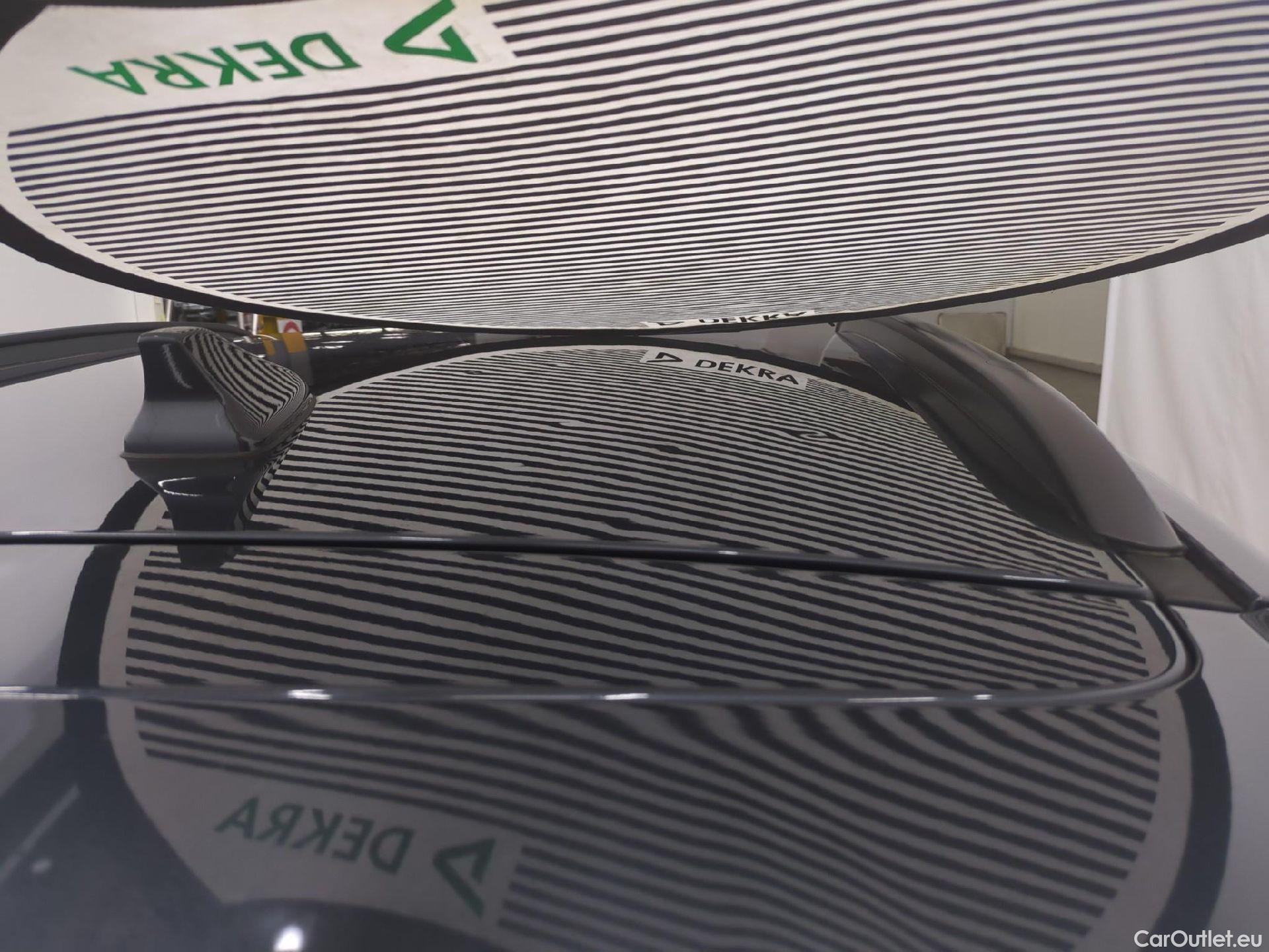  Hyundai  Konna Kona Business 2WD 1.6 CRDi 135CV BVA7 E6dT #79