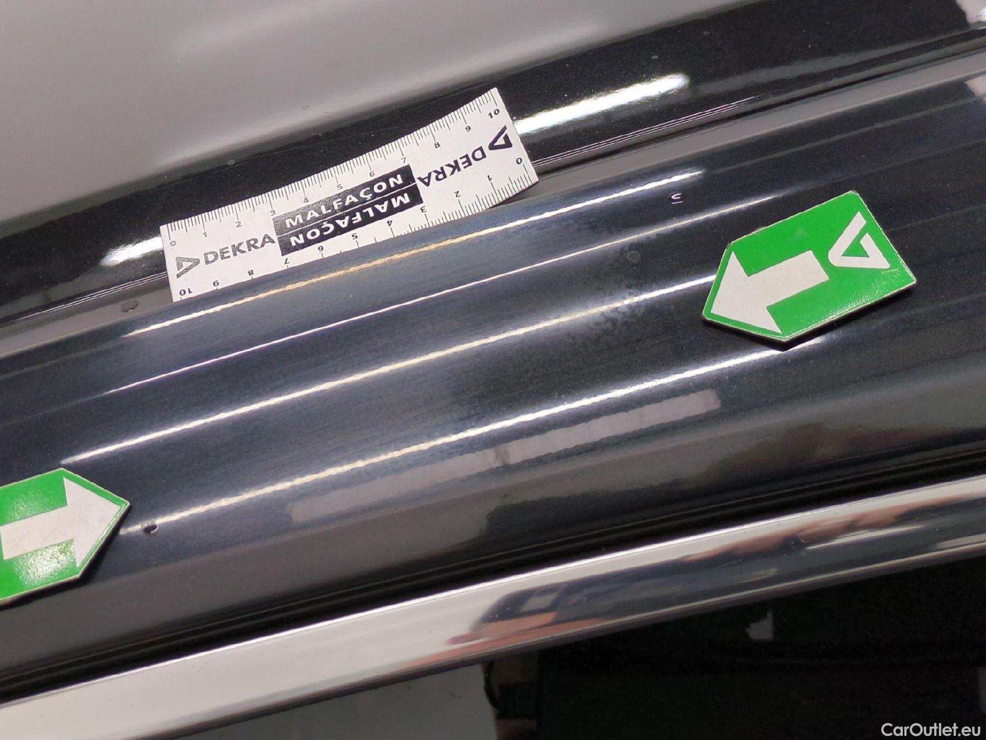  Toyota  Corolla TOYOTA  / 2018 / 5P / Berline Hybride 122h Design #36