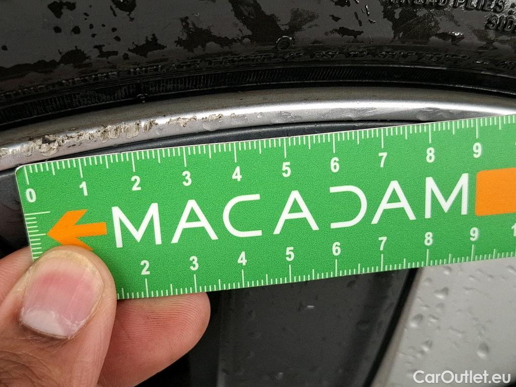  Tesla  Model Y TESLA  / 2020 / 5P / SUV Grand Autonomie Dual Motor AWD #18