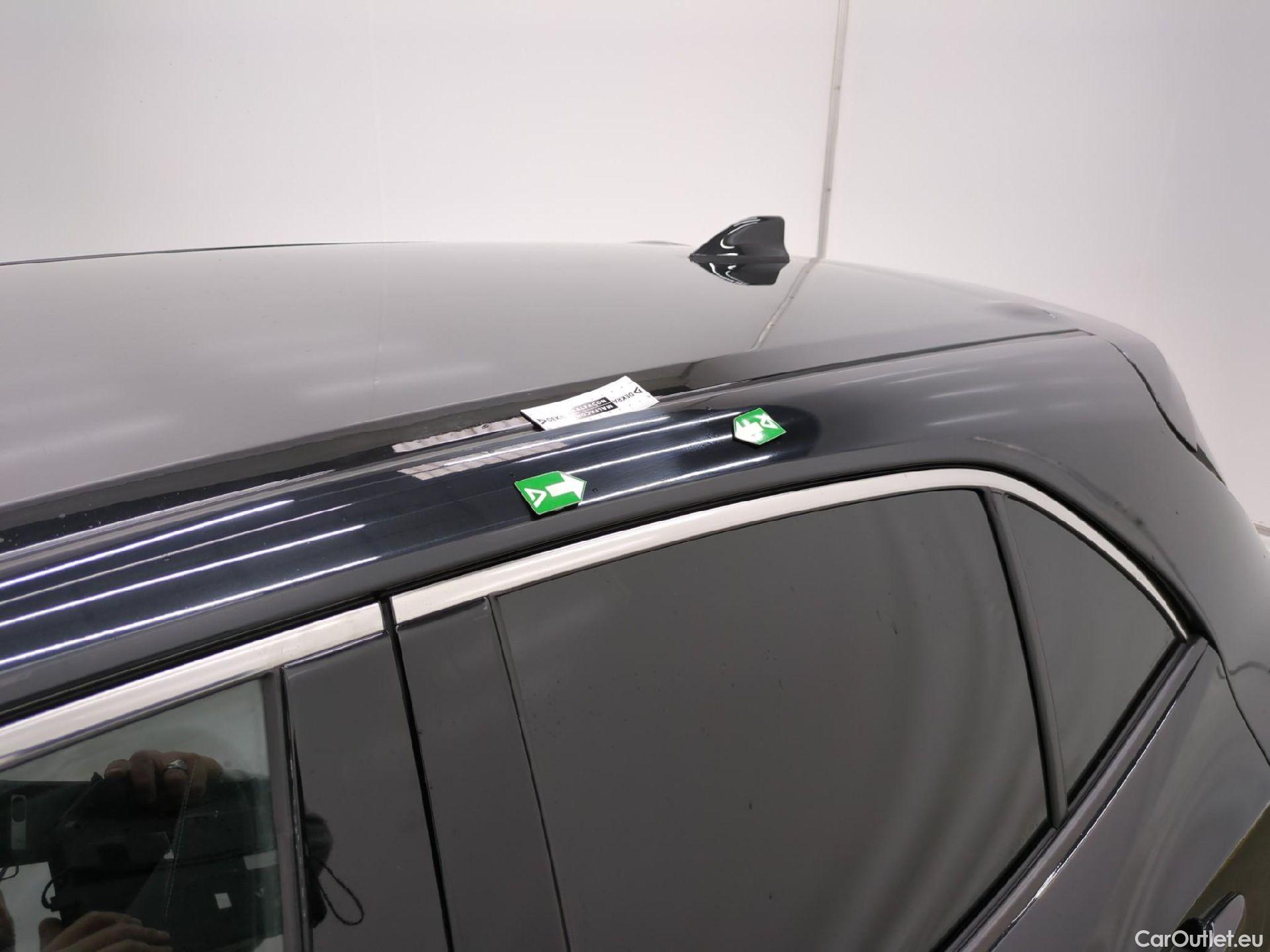  Toyota  Corolla TOYOTA  / 2018 / 5P / Berline Hybride 122h Design #35