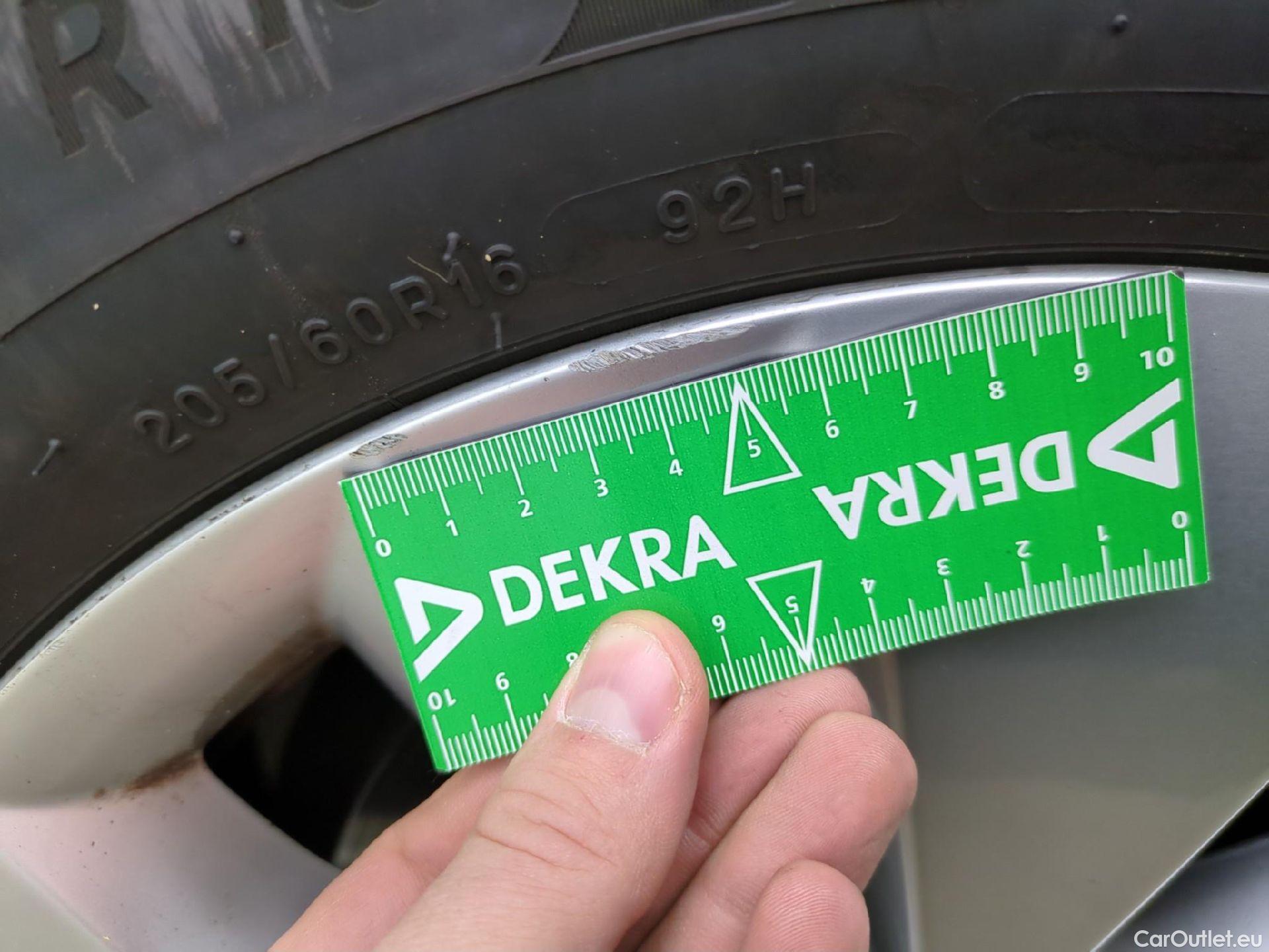  Skoda  Octavia  Break Business 2.0 TDI 115CV BVA7 E6d #7