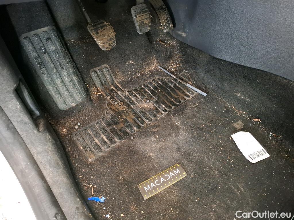  Renault  Clio  IV Trend 1.2 75CV BVM5 E6 #35