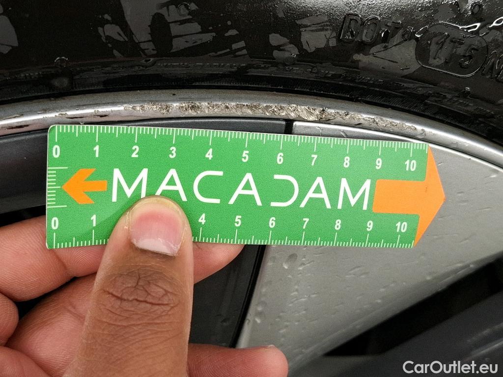  Tesla  Model Y TESLA  / 2020 / 5P / SUV Grand Autonomie Dual Motor AWD #25