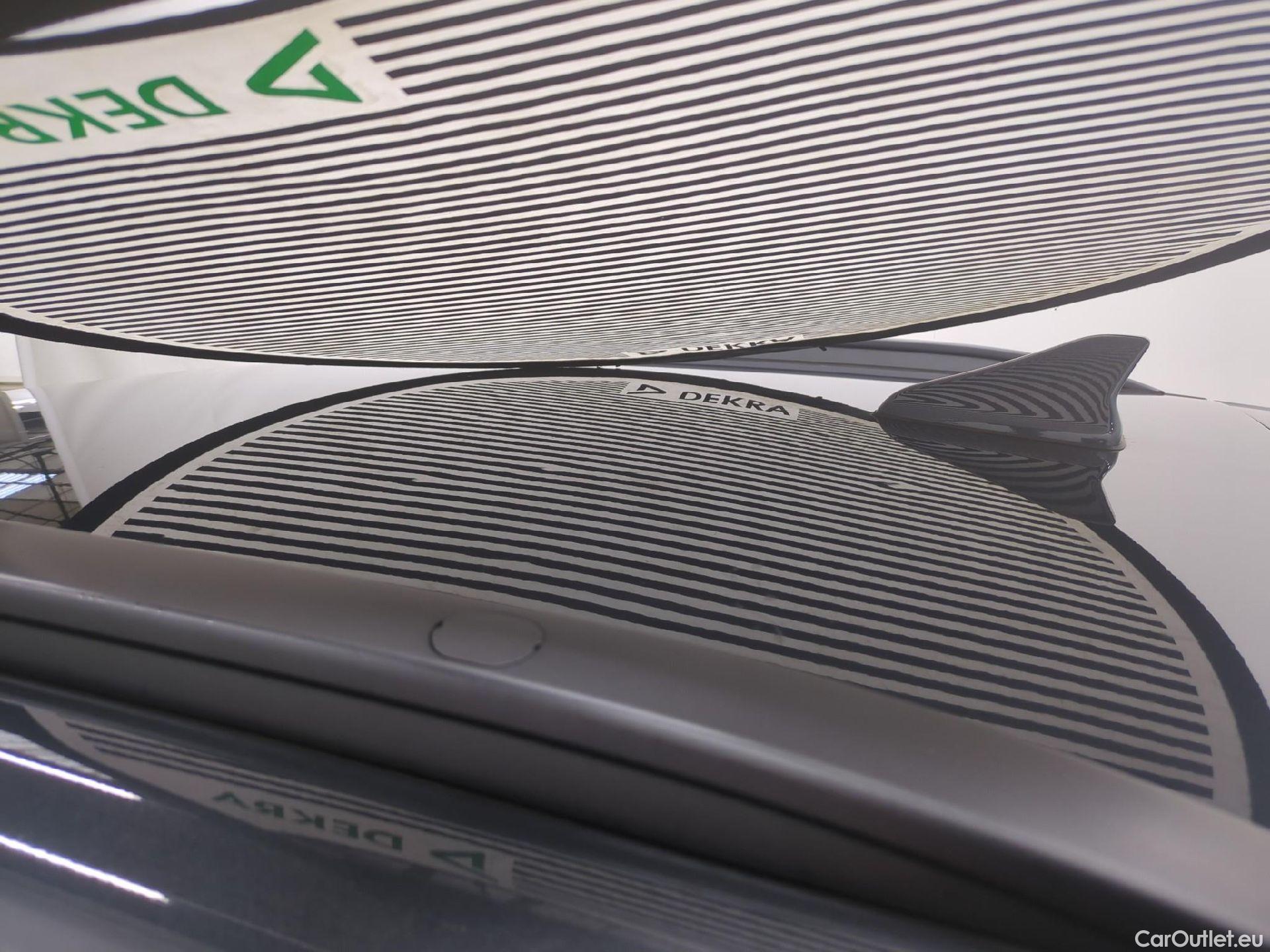  Hyundai  Konna Kona Business 2WD 1.6 CRDi 135CV BVA7 E6dT #78