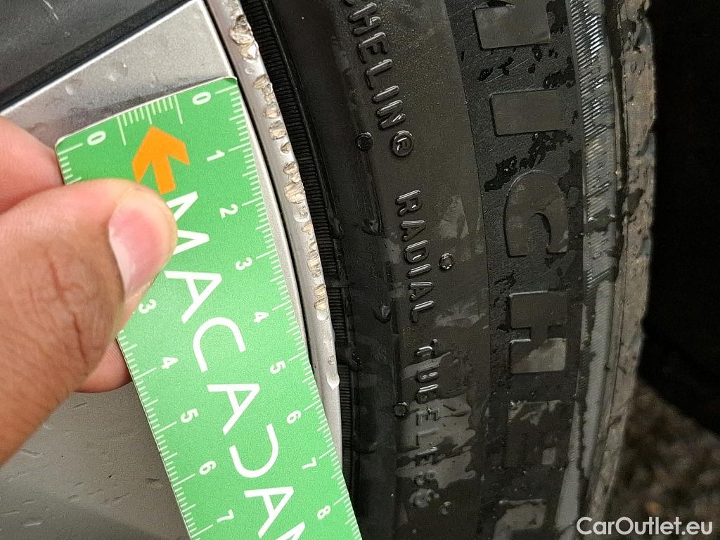  Tesla  Model Y TESLA  / 2020 / 5P / SUV Grand Autonomie Dual Motor AWD #27