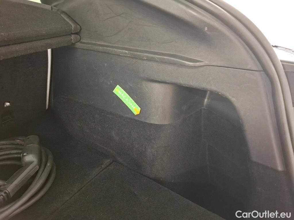  Tesla  Model Y TESLA  / 2020 / 5P / SUV Grand Autonomie Dual Motor AWD #40