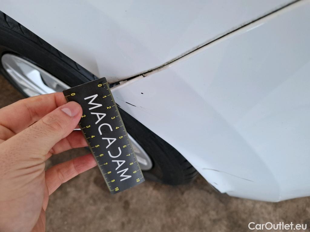  Renault  Clio  IV Trend 1.2 75CV BVM5 E6 #24