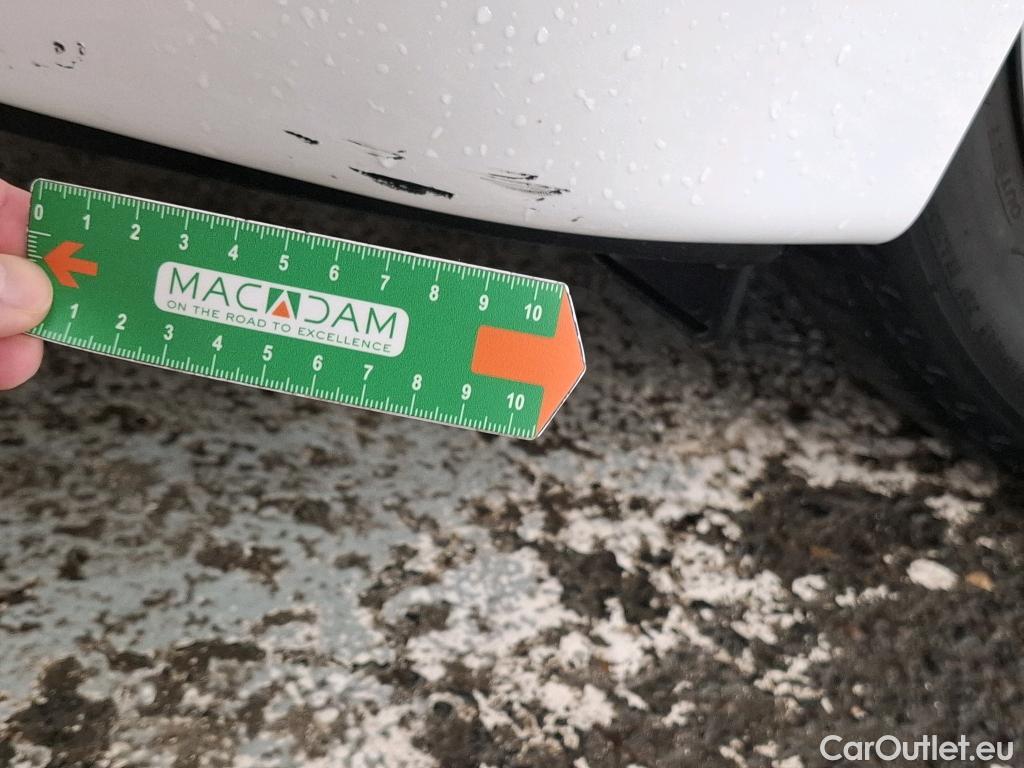  Hyundai  i20 HYUNDAI  / 2018 / 5P / Berline 1.0 T-GDI 100 Edition #Style(SL) #13