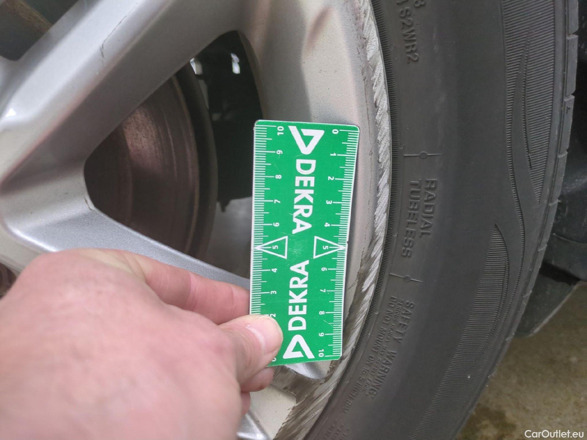  Hyundai  Konna Kona Business 2WD 1.6 CRDi 135CV BVA7 E6dT #7