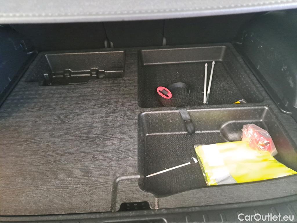  Hyundai  Tucson HYUNDAI  / 2020 / 5P / SUV 1.6 PHEV 265 HTRAC EXECUTIVE 4WD AUTO #11