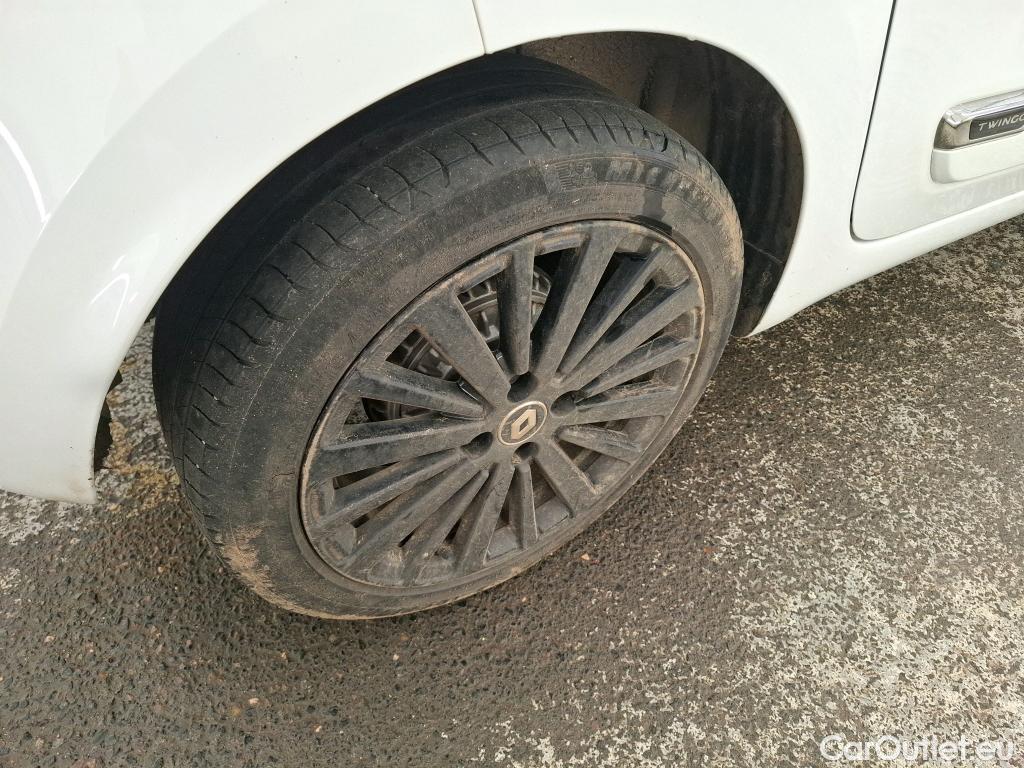  Renault  Twingo RENAULT  / 2019 / 5P / Berline SL Urban Night SCe 65(SL) #5