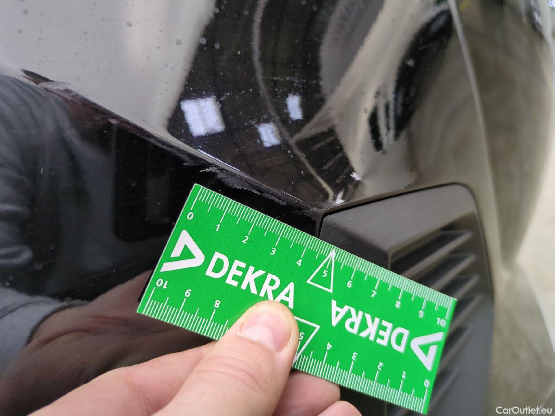  Peugeot  2008  Allure Pack 1.5 HDi 110CV BVM6 E6d #37